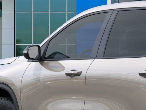 New 2026 Chevrolet Traverse Z71 image 12