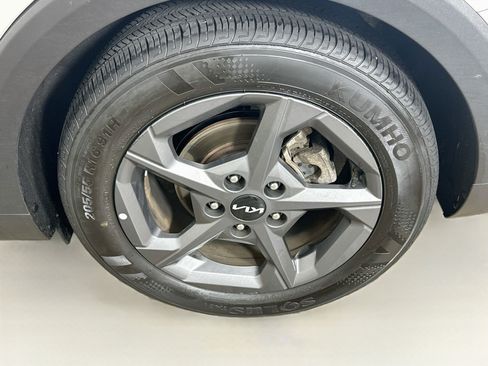 Used 2025 Kia K4 FWD image 11