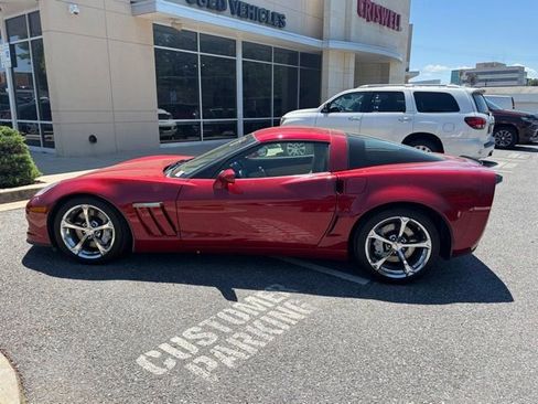 Used 2013 Chevrolet Corvette Grand Sport w/ 3LT Preferred Equipment Group RWD image 4