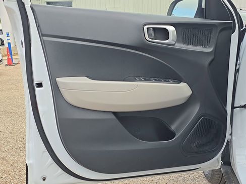 New 2026 Hyundai Venue SEL image 24