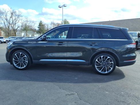 Used 2023 Lincoln Aviator Reserve w/ Equipment Group 201A image 4