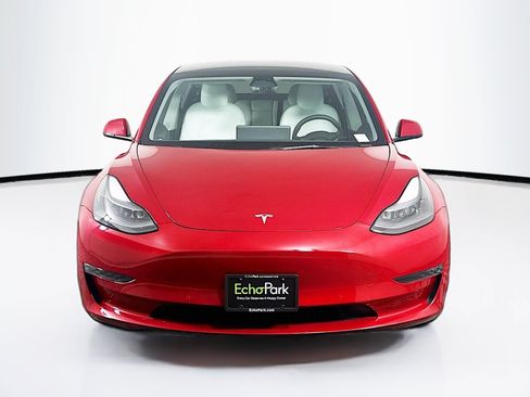 Used 2022 Tesla Model 3 Long Range AWD/4WD image 2
