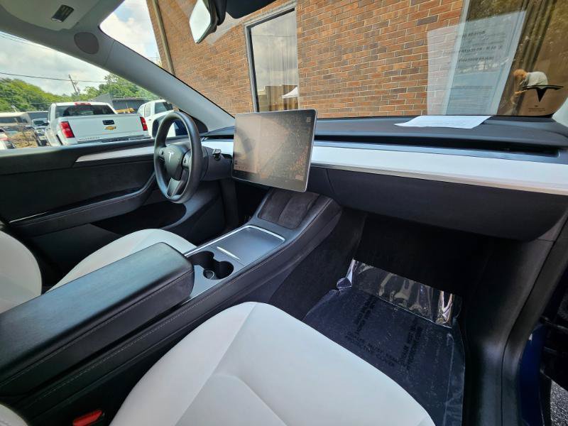 Used 2023 Tesla Model Y Performance AWD/4WD image 57