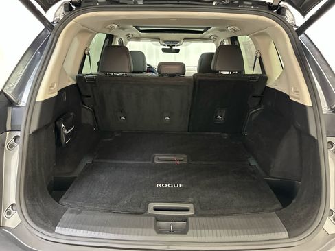 Certified 2023 Nissan Rogue SL w/ SL Premium Package image 24