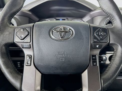 Used 2019 Toyota Tacoma TRD Off-Road w/ Technology Package image 37