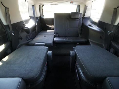 Used 2018 GMC Yukon Denali RWD image 36