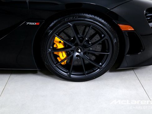 New 2026 McLaren 750S Spider image 26