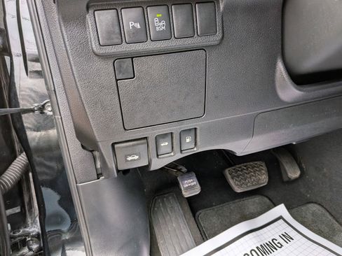 Used 2016 Lexus ES 350 w/ Premium Package w/Wood Trim image 40