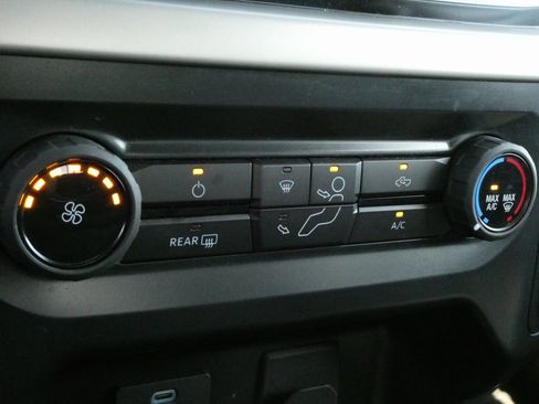 Used 2022 Ford F150 XLT image 15