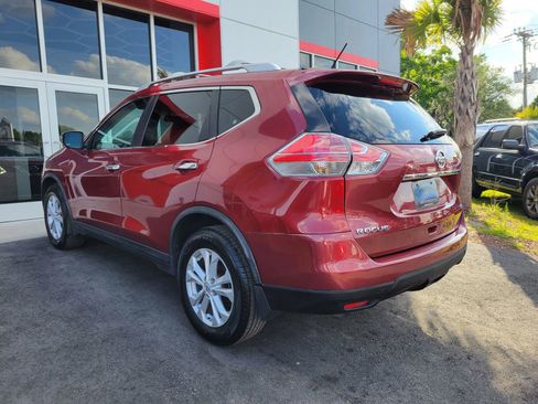 Used 2015 Nissan Rogue SV FWD image 6