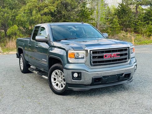 Used 2014 GMC Sierra 1500 SLE w/ SLE Value Package image 2