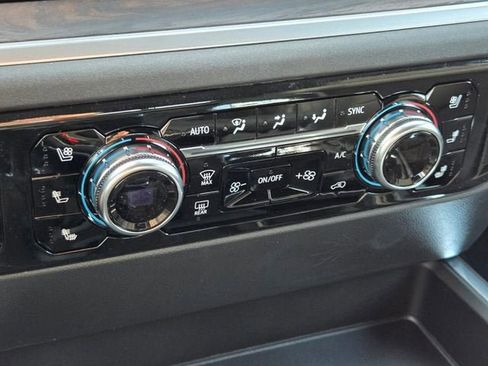 New 2026 GMC Sierra 1500 SLT w/ SLT Premium Plus Package image 18