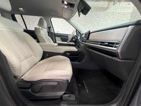 Certified 2025 Hyundai Santa Fe SEL AWD/4WD image 12