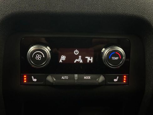 Used 2025 GMC Acadia Denali w/ LPO, Floor Liner Package AWD/4WD image 6