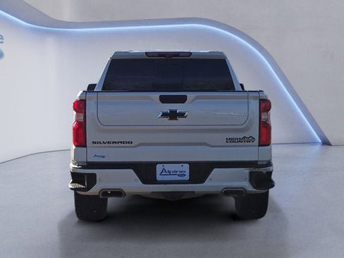 Used 2023 Chevrolet Silverado 1500 High Country w/ Technology Package image 4