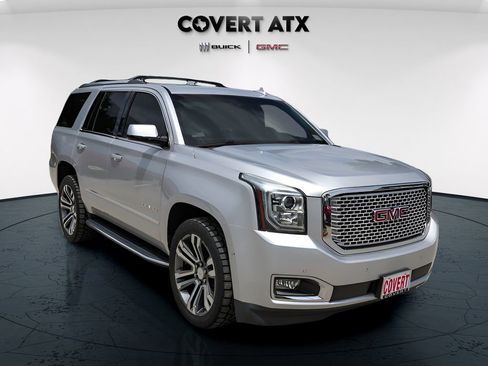 Used 2017 GMC Yukon Denali w/ Open Road Package AWD/4WD image 9