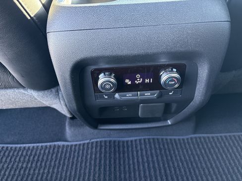 New 2026 GMC Acadia Denali Ultimate image 18