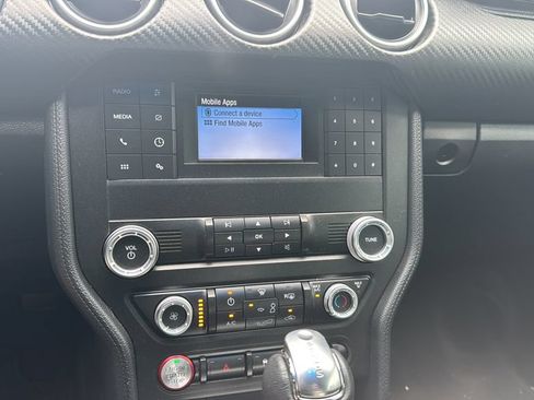 Used 2019 Ford Mustang Coupe w/ Black Accent Package RWD image 11