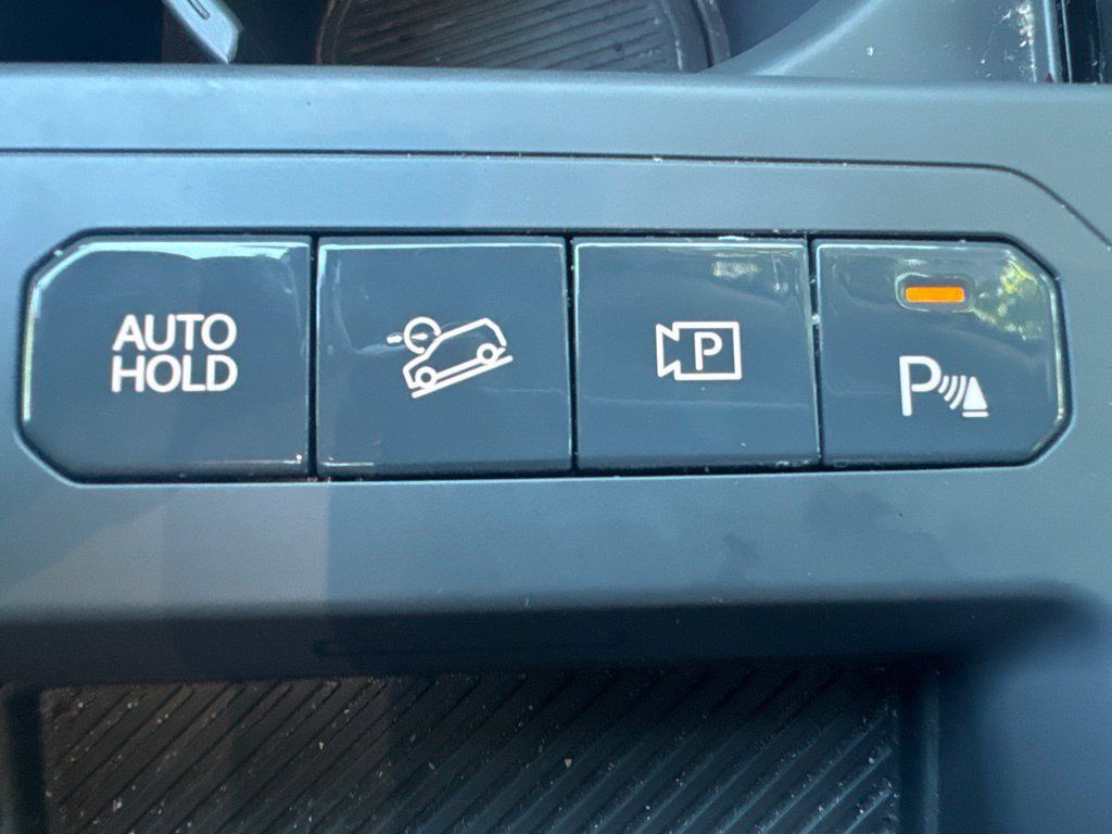 Used 2024 Kia EV9 Land AWD/4WD image 19