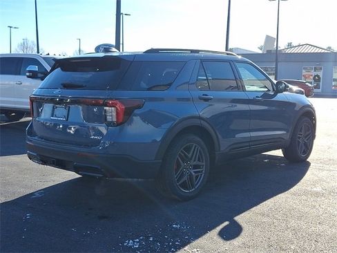 New 2026 Ford Explorer ST-Line w/ ST-Line Street Pack image 3