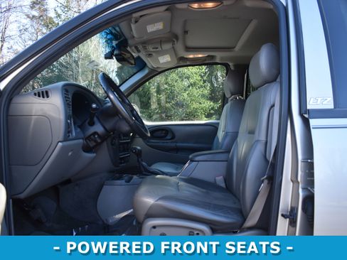 Used 2003 Chevrolet TrailBlazer LTZ w/ Skid Plate Package image 4