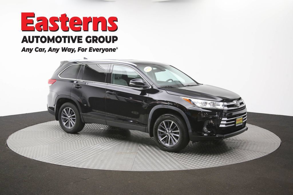 Used 2019 Toyota Highlander XLE AWD/4WD image 52