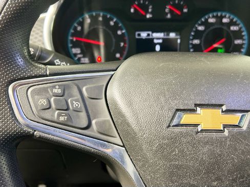 Used 2020 Chevrolet Malibu LT image 18