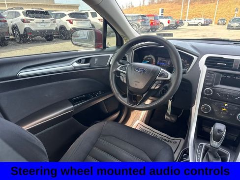 Used 2013 Ford Fusion SE image 10