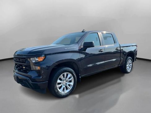 Used 2023 Chevrolet Silverado 1500 Custom AWD/4WD image 5