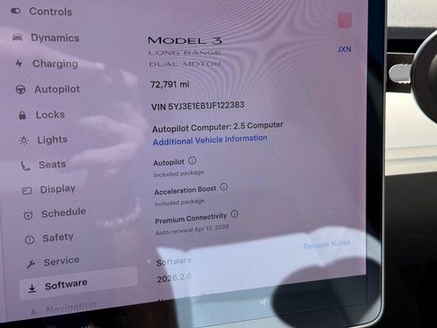 Used 2018 Tesla Model 3 Long Range image 28