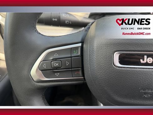 Used 2025 Jeep Compass Limited AWD/4WD image 29