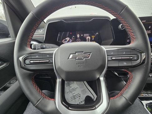 Used 2024 Chevrolet Colorado Z71 w/ Z71 Convenience Package 2 image 20