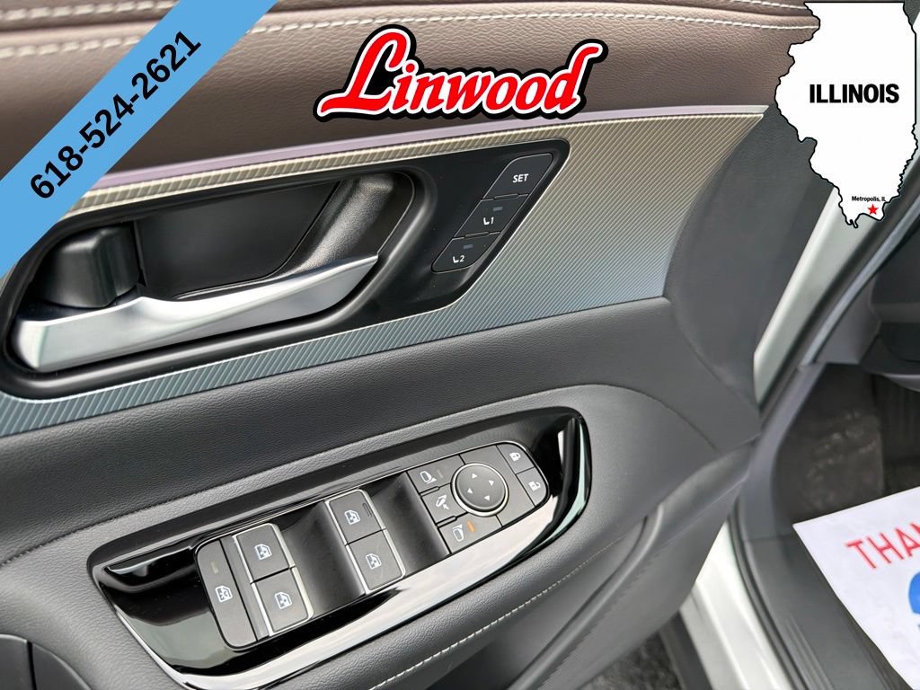 Used 2025 Nissan Murano Platinum w/ Cargo Package AWD/4WD image 19