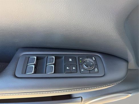 Used 2020 Lexus RX 350L FWD image 27