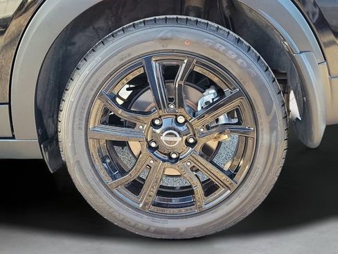 Used 2023 Nissan Kicks SV image 8