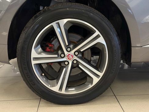 Used 2017 Jaguar F-PACE S AWD/4WD image 35