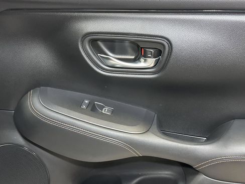 Used 2024 Honda HR-V Sport image 37