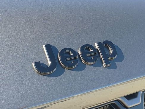 New 2026 Jeep Grand Cherokee Limited w/ Limited Altitude Package image 13