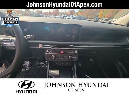 Certified 2025 Hyundai Tucson SE image 29