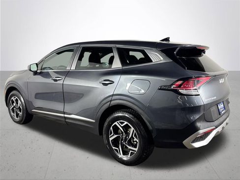 Used 2024 Kia Sportage LX image 8
