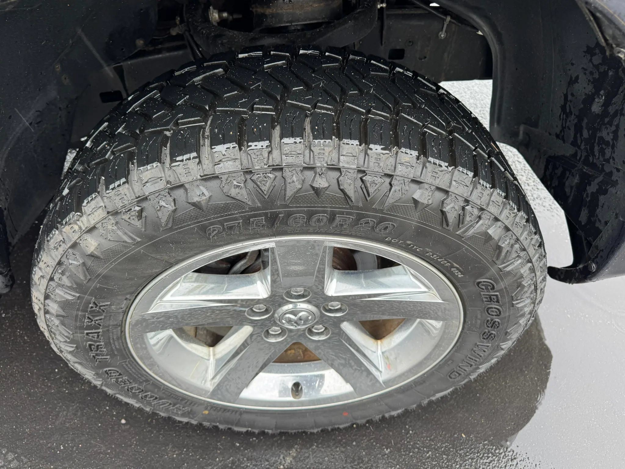 Used 2017 RAM 1500 Express AWD/4WD image 17