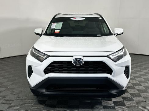 Certified 2025 Toyota RAV4 XLE w/ Convenience Package FWD image 8