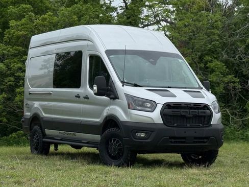 New 2026 Ford Transit 250 148 High Roof AWD image 5