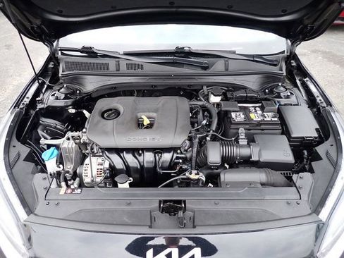 Used 2024 Kia Forte GT-Line image 13