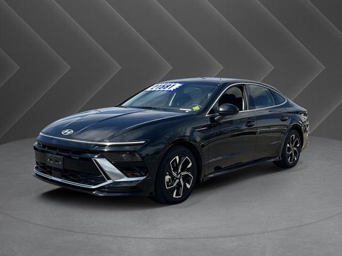 Certified 2024 Hyundai Sonata SEL FWD image 35