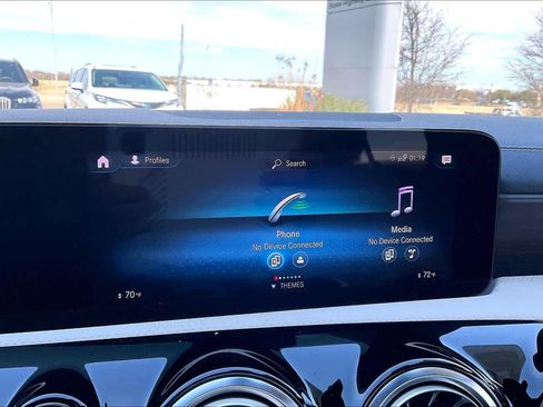 Used 2023 Mercedes-Benz CLA 250 4MATIC image 30