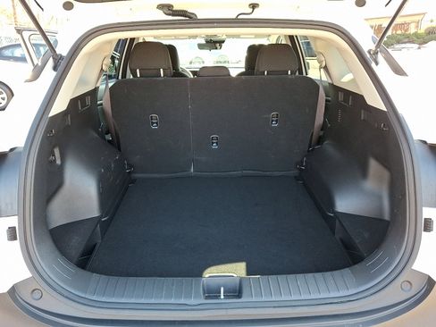 Used 2023 Kia Sportage LX image 30