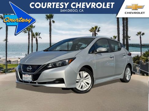 Used 2022 Nissan Leaf S image 1