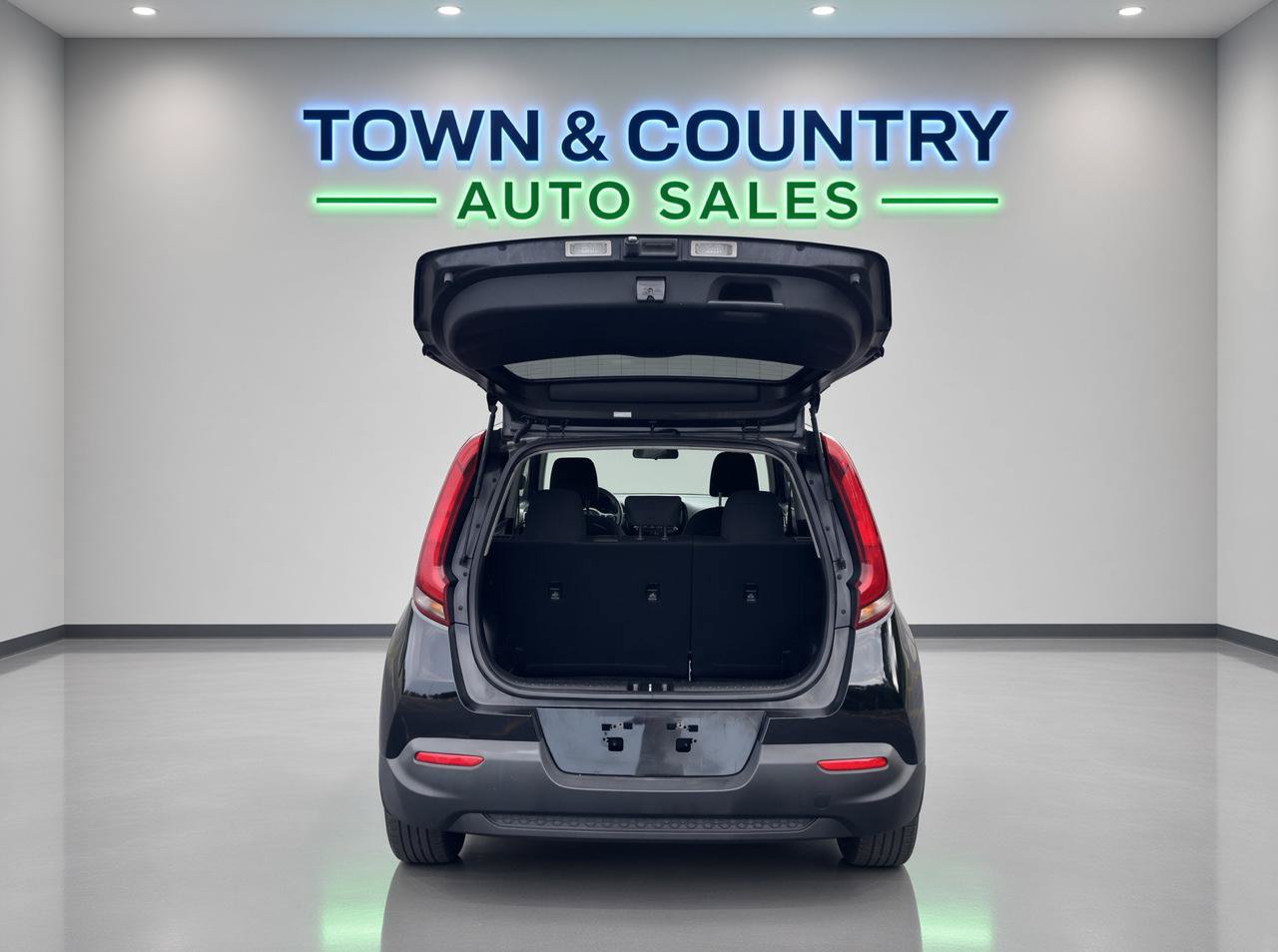 Used 2021 Kia Soul LX FWD image 5