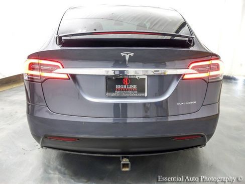 Used 2020 Tesla Model X Long Range image 8